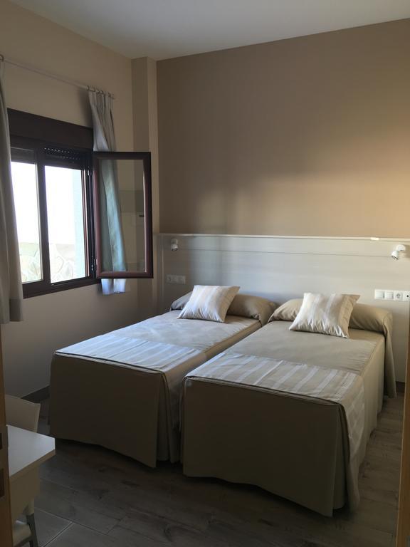 Hostal Los Encinares Villanueva de Córdoba Exterior foto