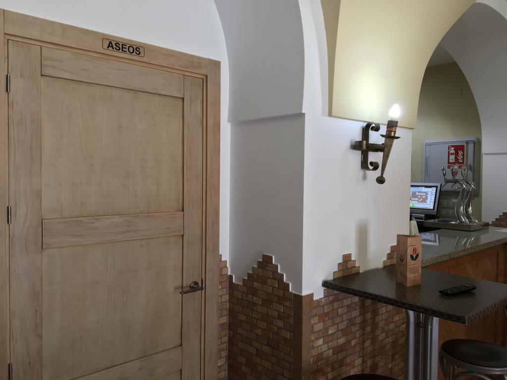 Hostal Los Encinares Villanueva de Córdoba Exterior foto