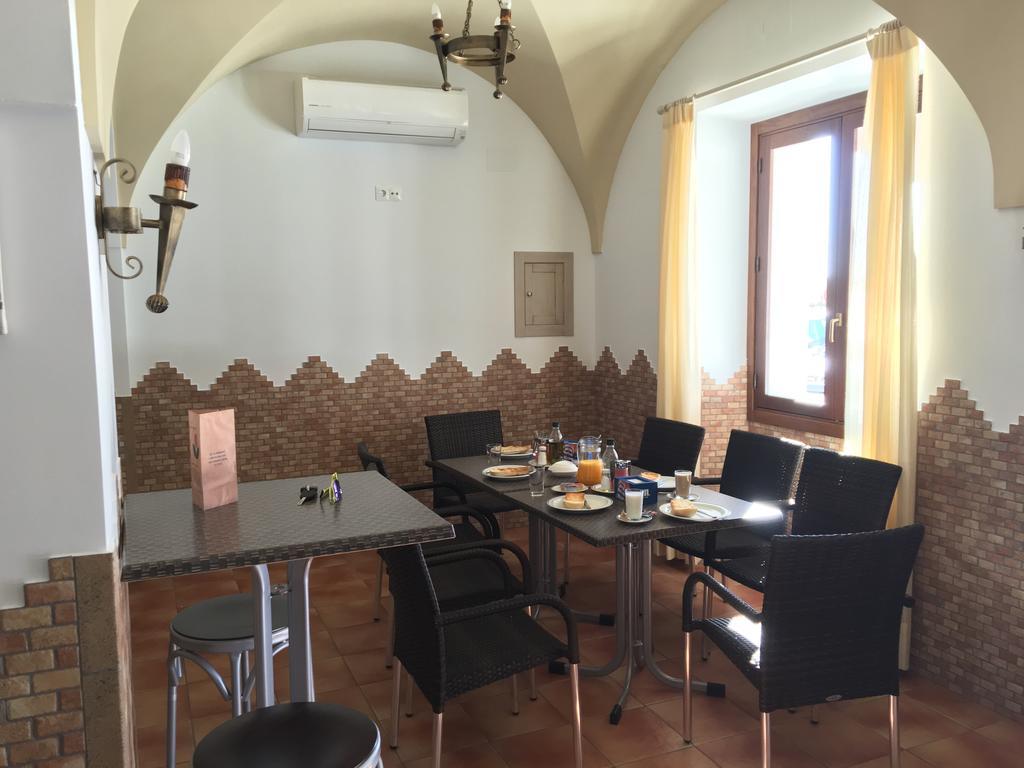 Hostal Los Encinares Villanueva de Córdoba Exterior foto