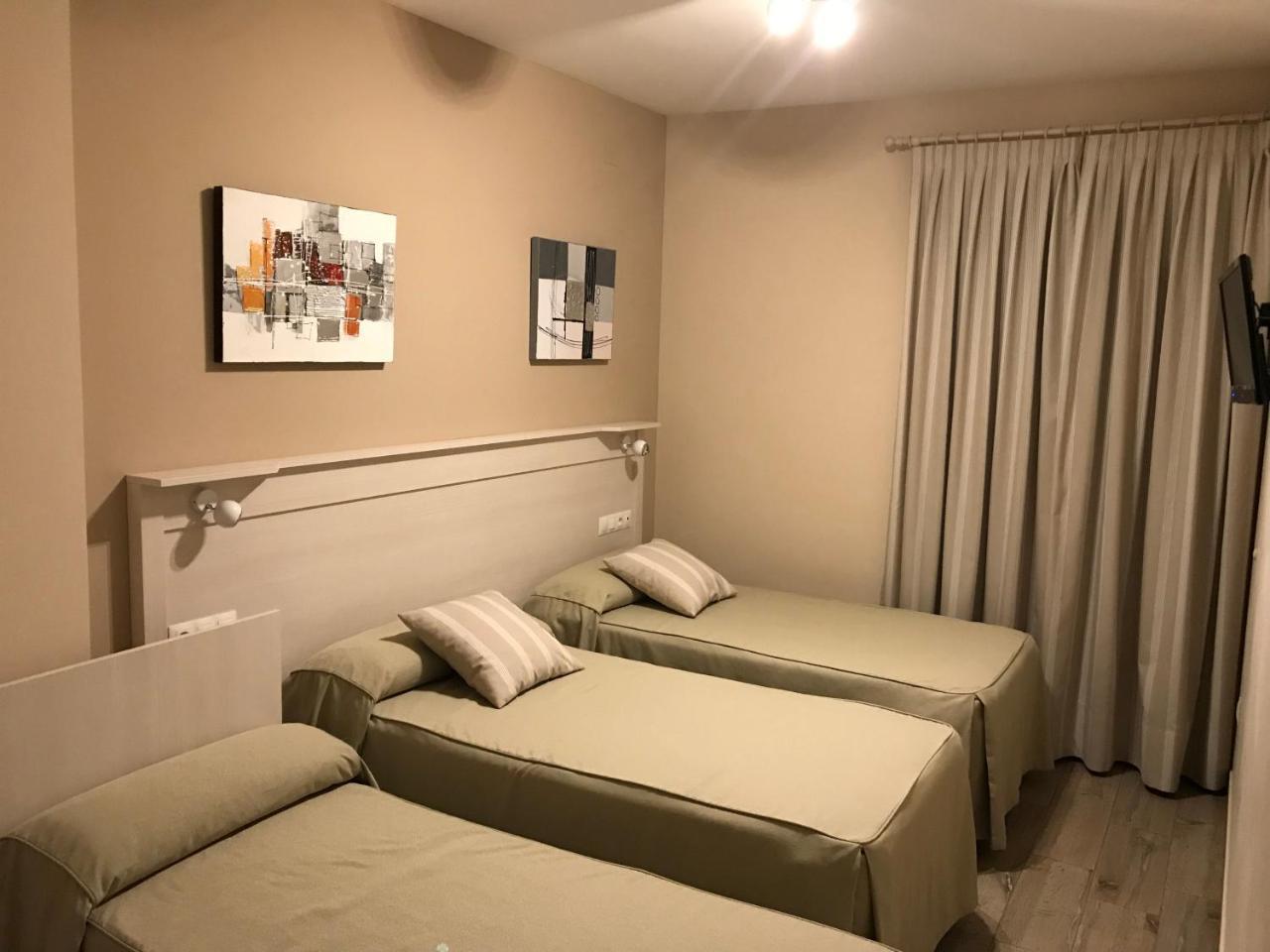 Hostal Los Encinares Villanueva de Córdoba Exterior foto