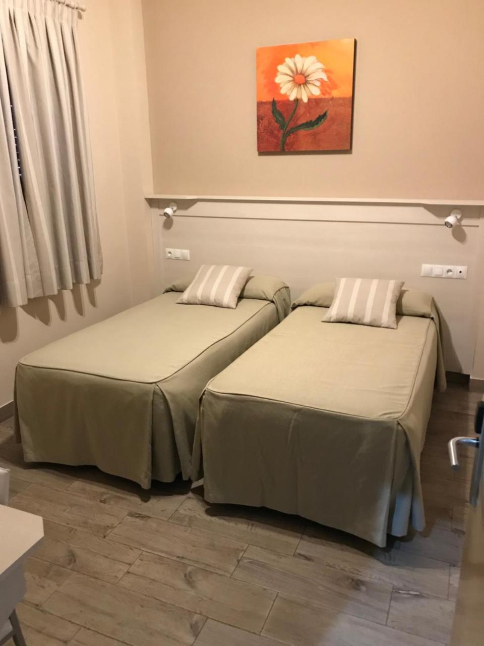 Hostal Los Encinares Villanueva de Córdoba Exterior foto